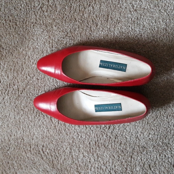 Naturalizer Shoes - Red Naturalizer 1/2 inch heel shoes